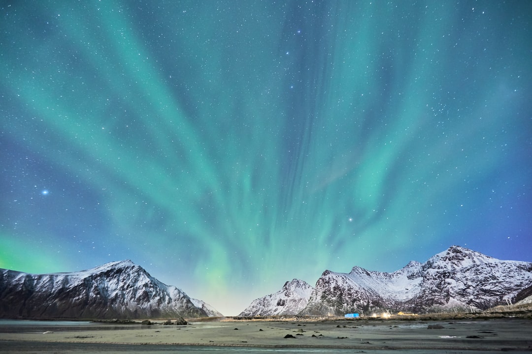 How to Create a Northern Lights Vacation